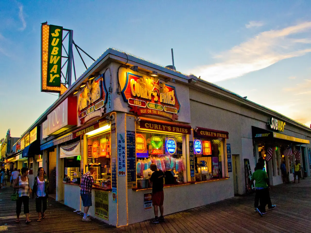 Unveiling Hidden Gems: America's Concealed Treasures in Small-Town Travel