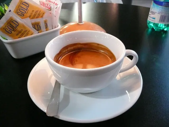 14 DIY Solutions for Aching Throats