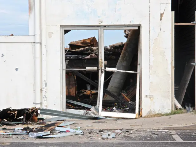 Compressed Gallbladder: Identifying Symptoms, Treatment Methods, and Additional Information