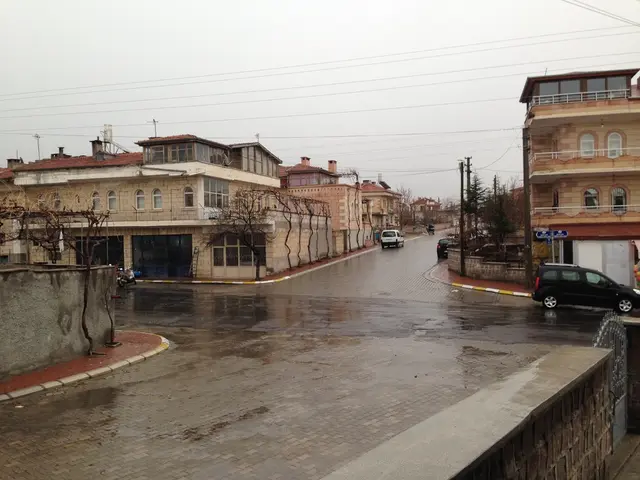 * Indian electric vehicle evolution is being examined by Stanford and Cambridge via ThunderPlus...