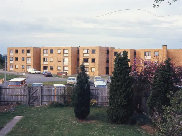 Unnoticed Through the Passage of Time, Unearthed by Vacationers: Strangely Fascinating Sights Worth...