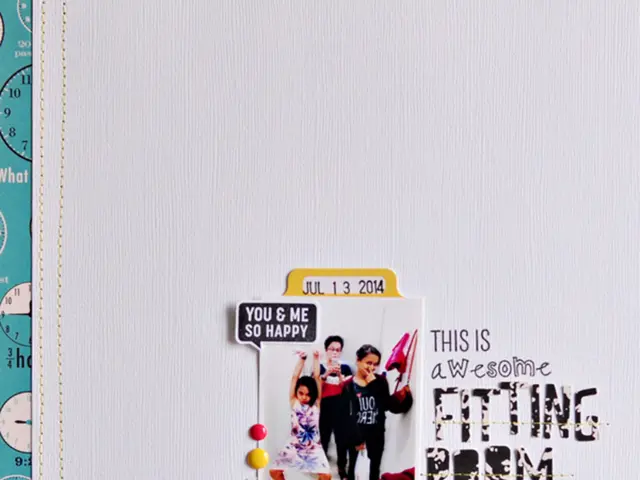 Late-Night Regime Tailored for Tech Enthusiasts, Gaming Aficionados, and Marathon Viewers