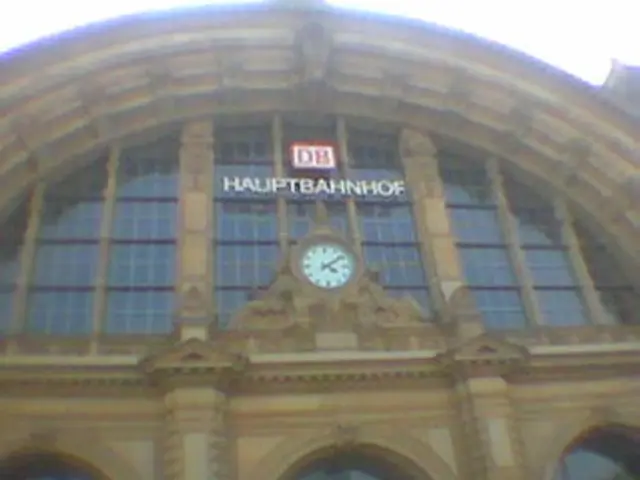 First Glance at the Grand Cottage Clock by E. N. Welch