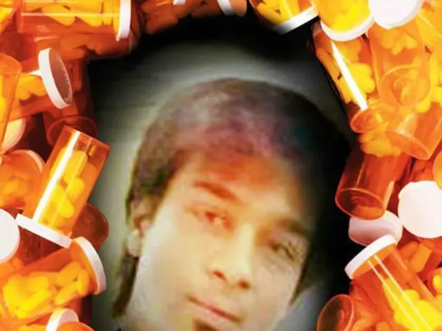 Interactions of CellCept with additional substances: Supplements, alcohol, and additional factors