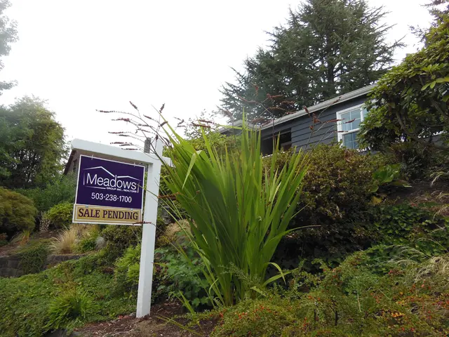 A Little-Known Virginia State Park features lush greenery and trails along the Potomac River,...