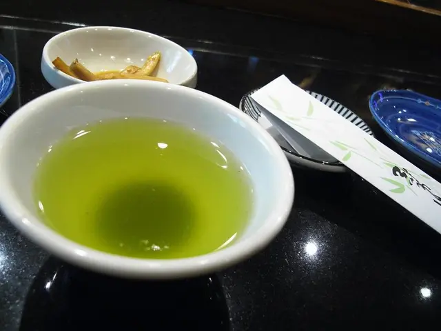 Deliveries from Over 40,000 Restaurants Now Reach Your Train Seat