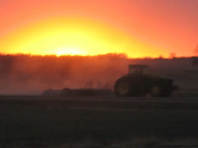 Tractor Driving Equals Creativity, Says Leader